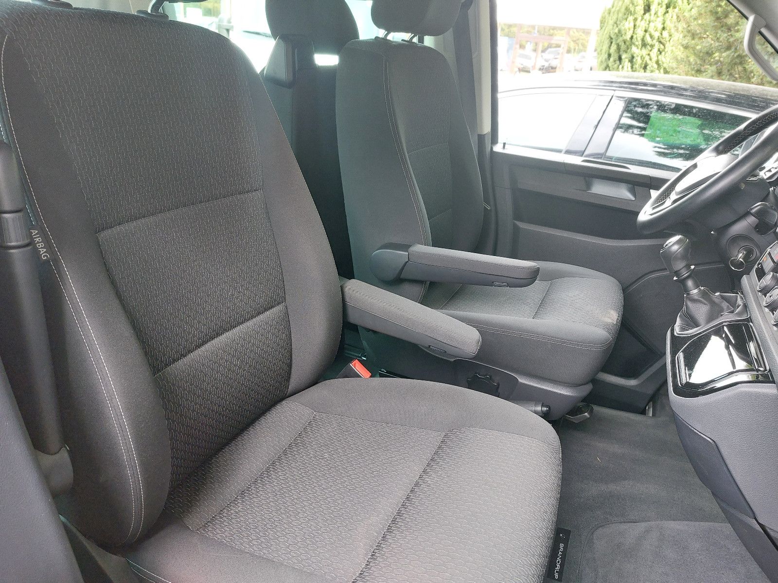 Volkswagen T6 California Beach Edition foto 13