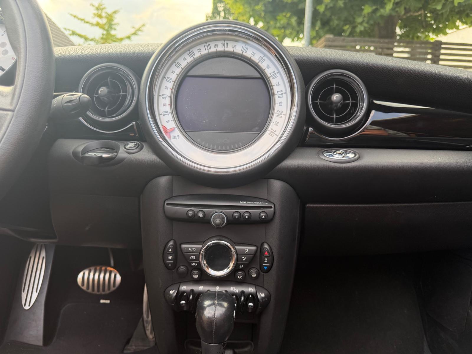 MINI Cabrio Cooper S