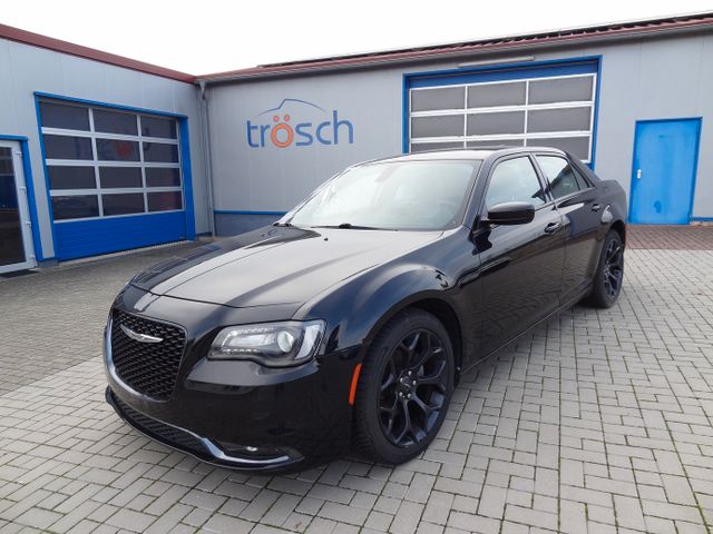 Chrysler 2019 Chrysler 300 S
