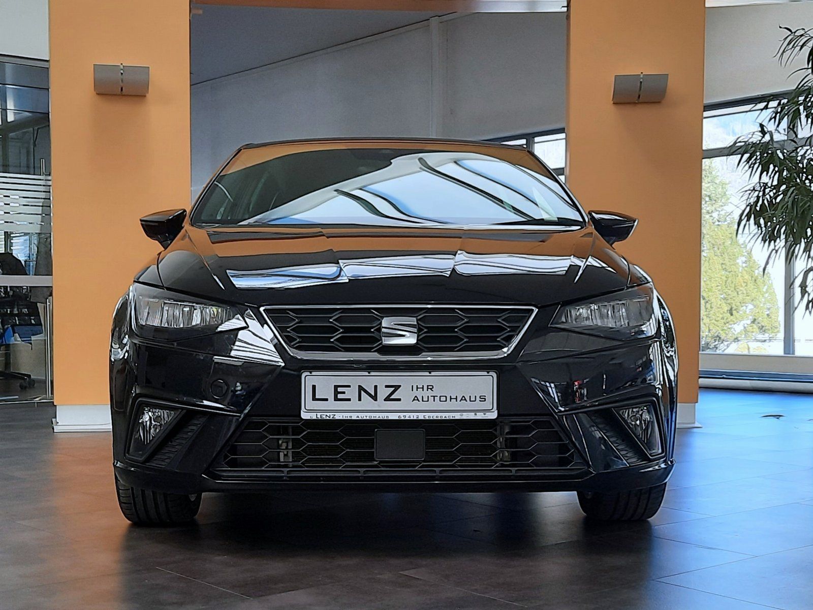 Fahrzeugabbildung SEAT Ibiza FR *LED*Einparkh.*Sitzhzg.*AppConnect*