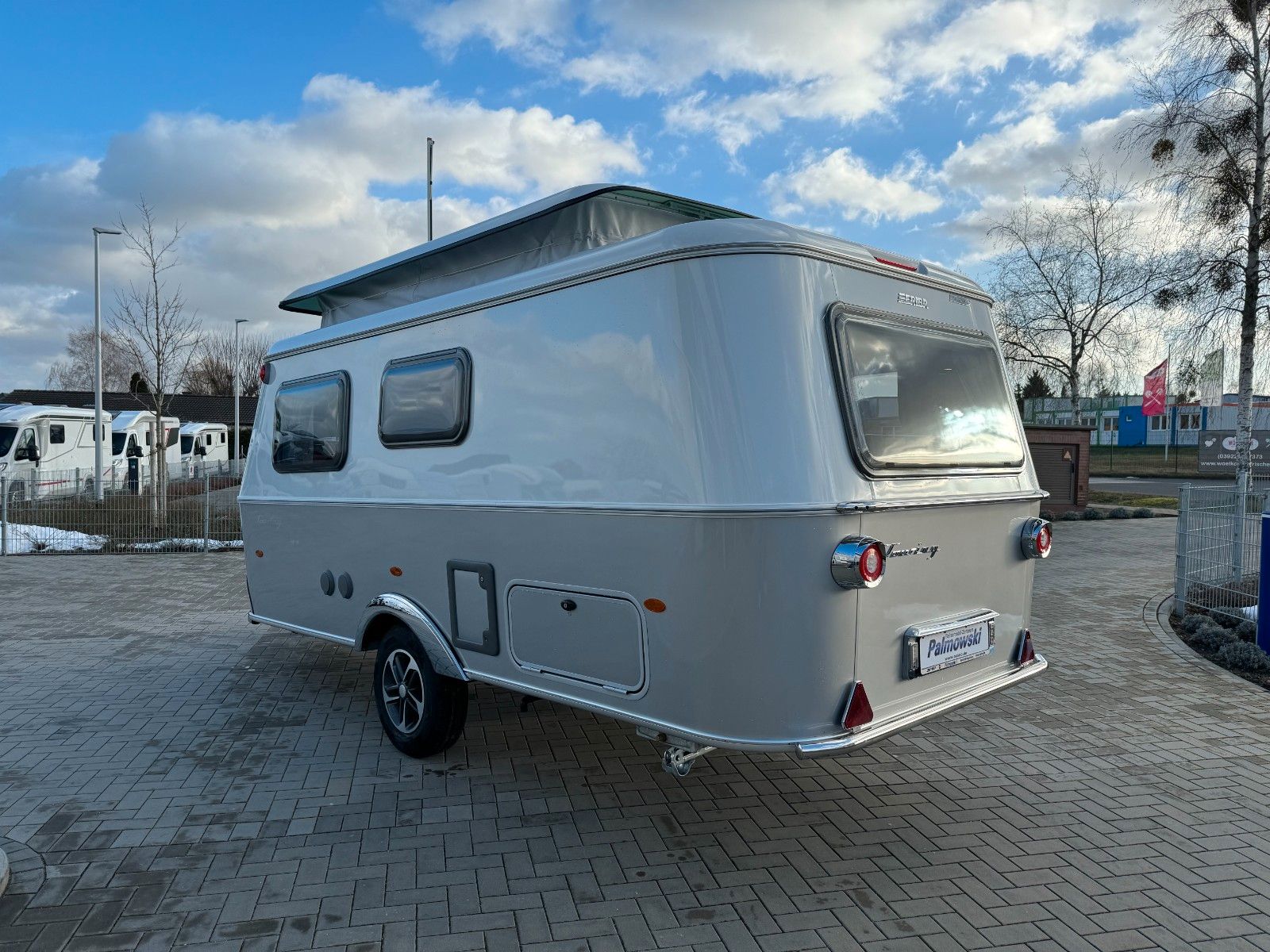 Fahrzeugabbildung HYMER / ERIBA / HYMERCAR Eriba Touring 550 --Urban -  Sie sparen: 5.475€!