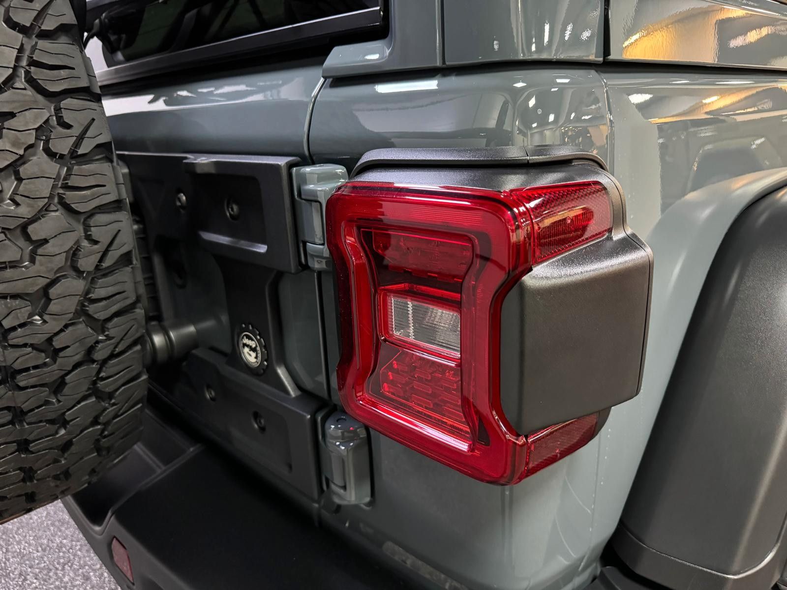 Fahrzeugabbildung Jeep MOAB 392-6.4L HEMI V8-WINDE-SKY ONE-35"