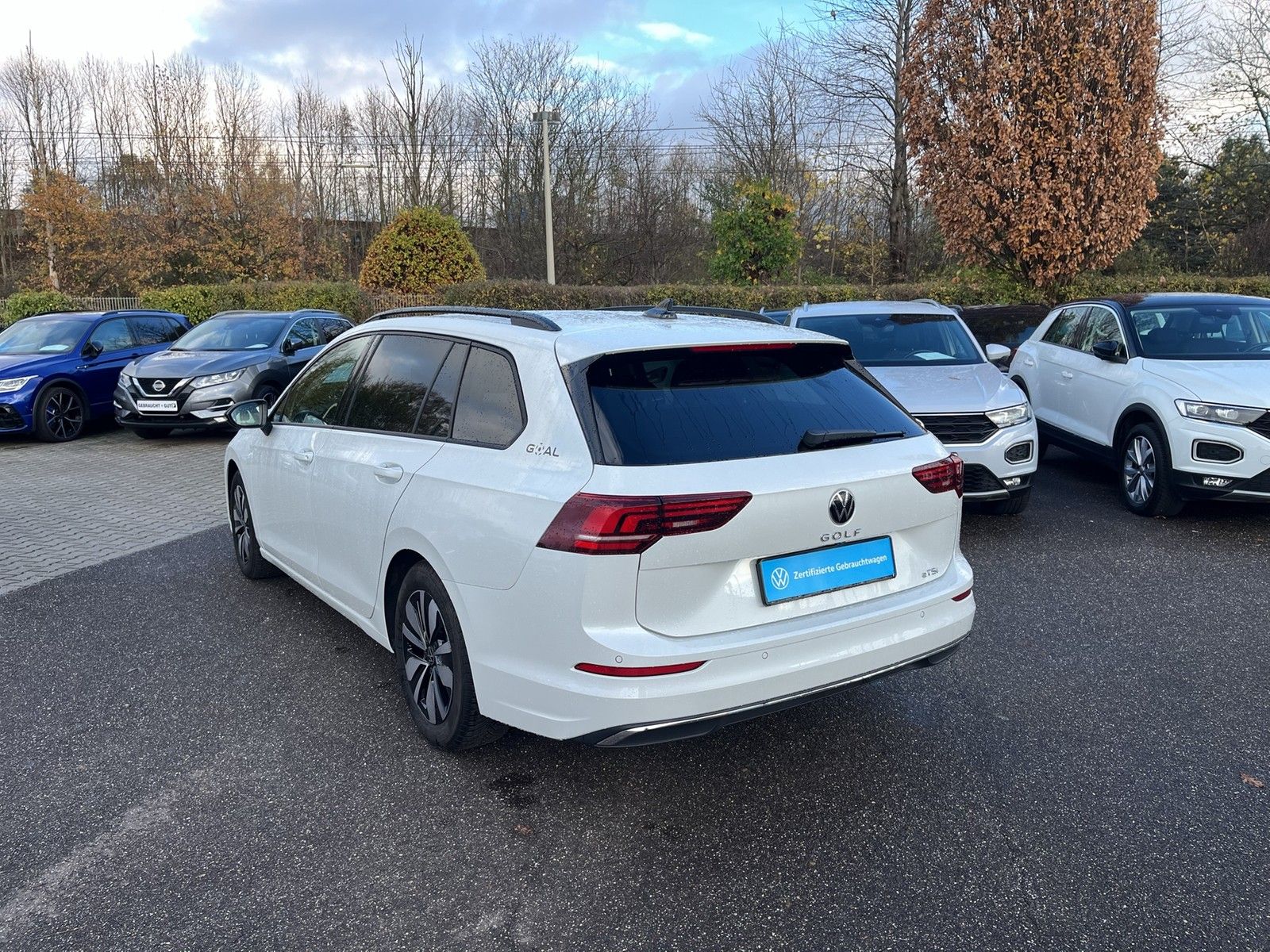 Volkswagen Golf VIII Variant 1.5 TSI DSG GOAL Navi AHK 360° foto 2