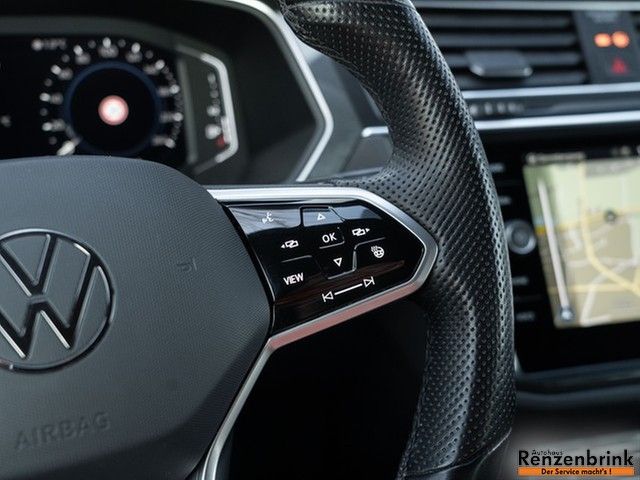 Tiguan R-Line eHybrid Black-Style AHK Kamera