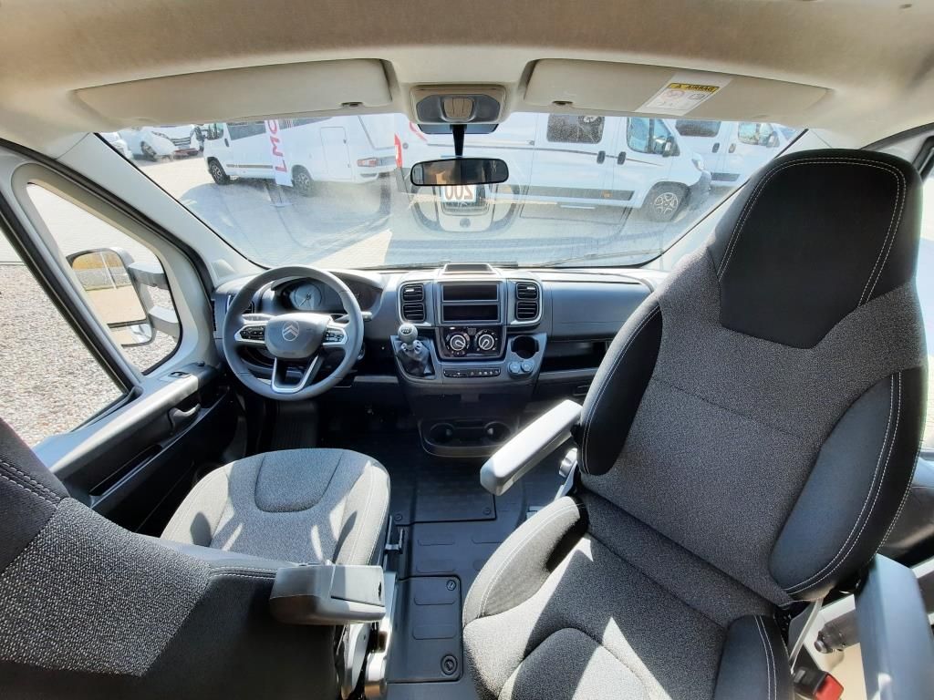 Fahrzeugabbildung Sunlight T SUB TS67 Verfüg./Sparen Sie 2.957,- €