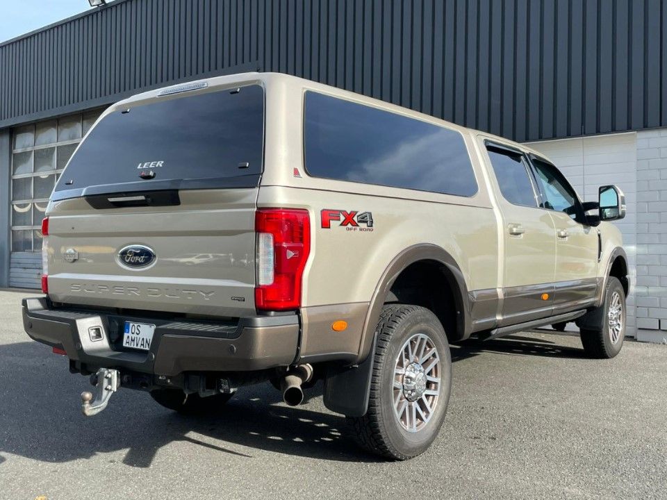 Fahrzeugabbildung Ford F 250 6.2 SuperDuty Pano Standh KingRanch
