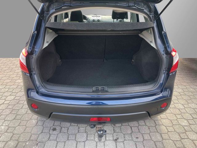 Nissan Qashqai I-Way 4X4 Tempo,Kam,Navi,Face*mtl. 110€*