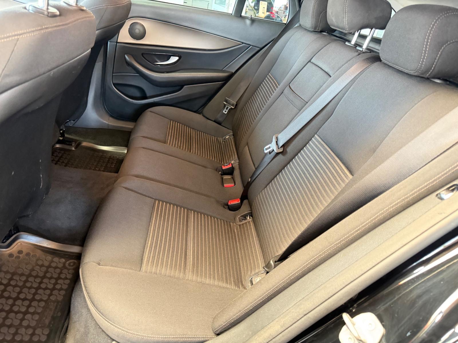 Mercedes-Benz E 220d  T-Modell