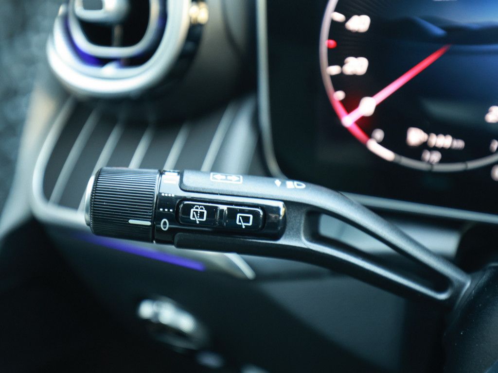 Mercedes-Benz GLC 200 d 4M Edition AMG Line AHK Distr. LED Pan foto 24