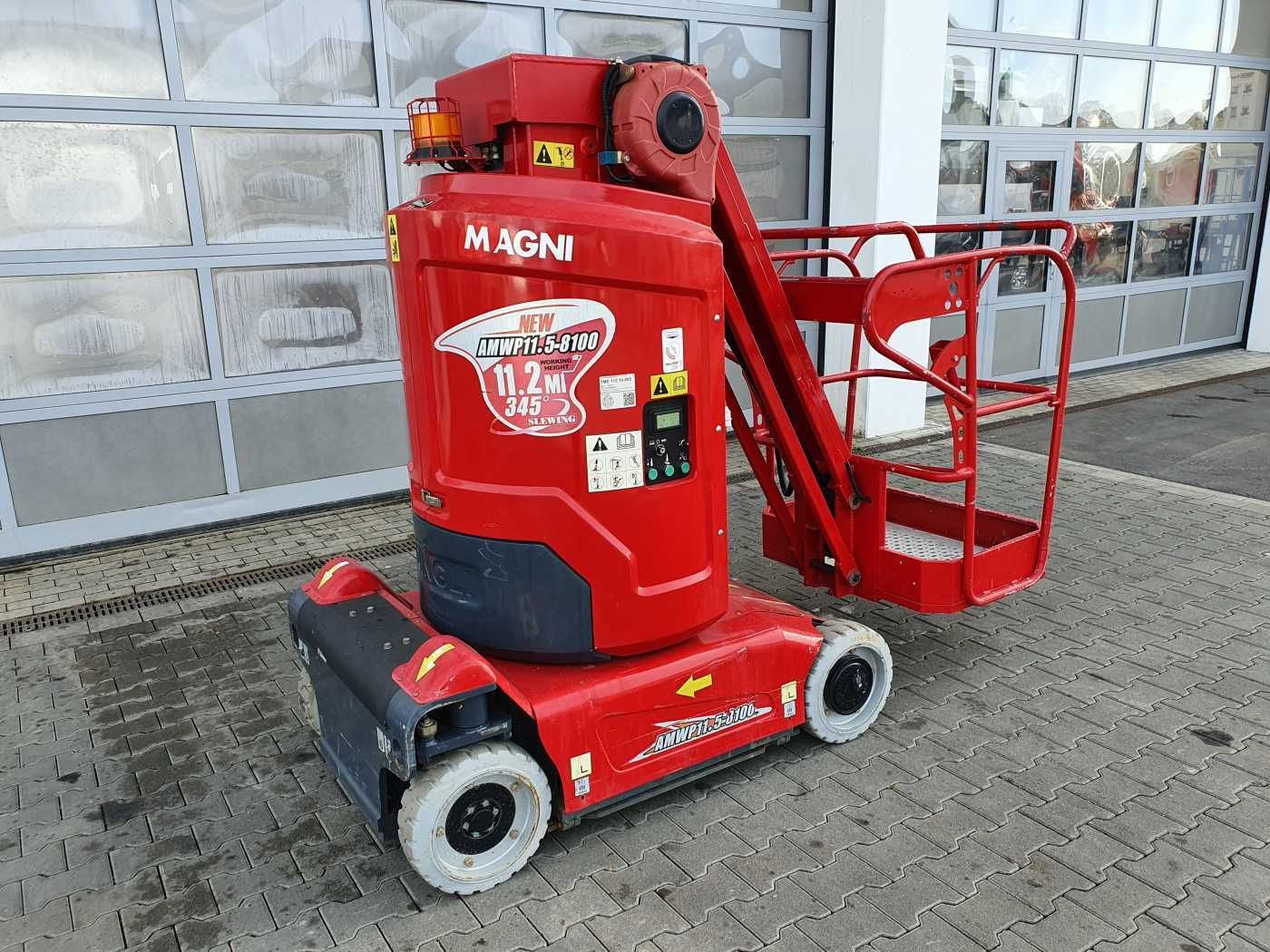 Fahrzeugabbildung Andere Magni AMWP 11.5-8100 / MJP11.5AC / 11,2m / 179h!