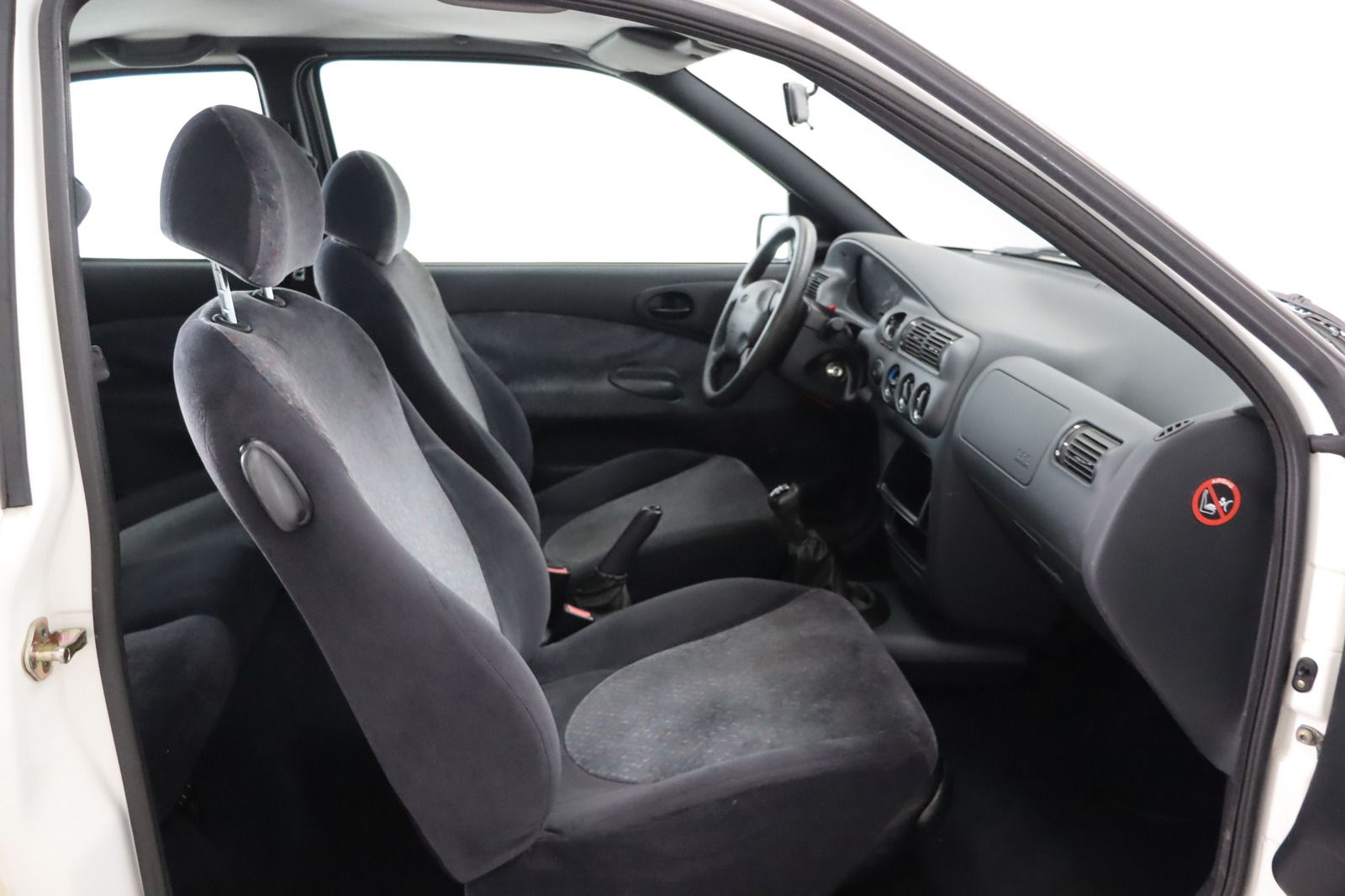 Fahrzeugabbildung Ford Escort 1.3i Flair aus 1. Hand