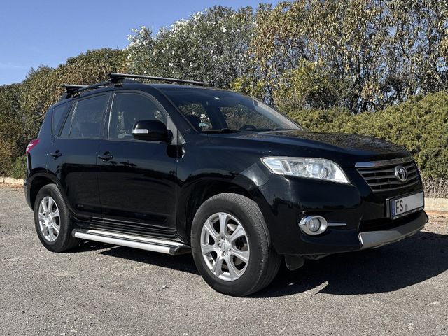 Toyota RAV 4 2012 TÜV Neu bis Nov 2026