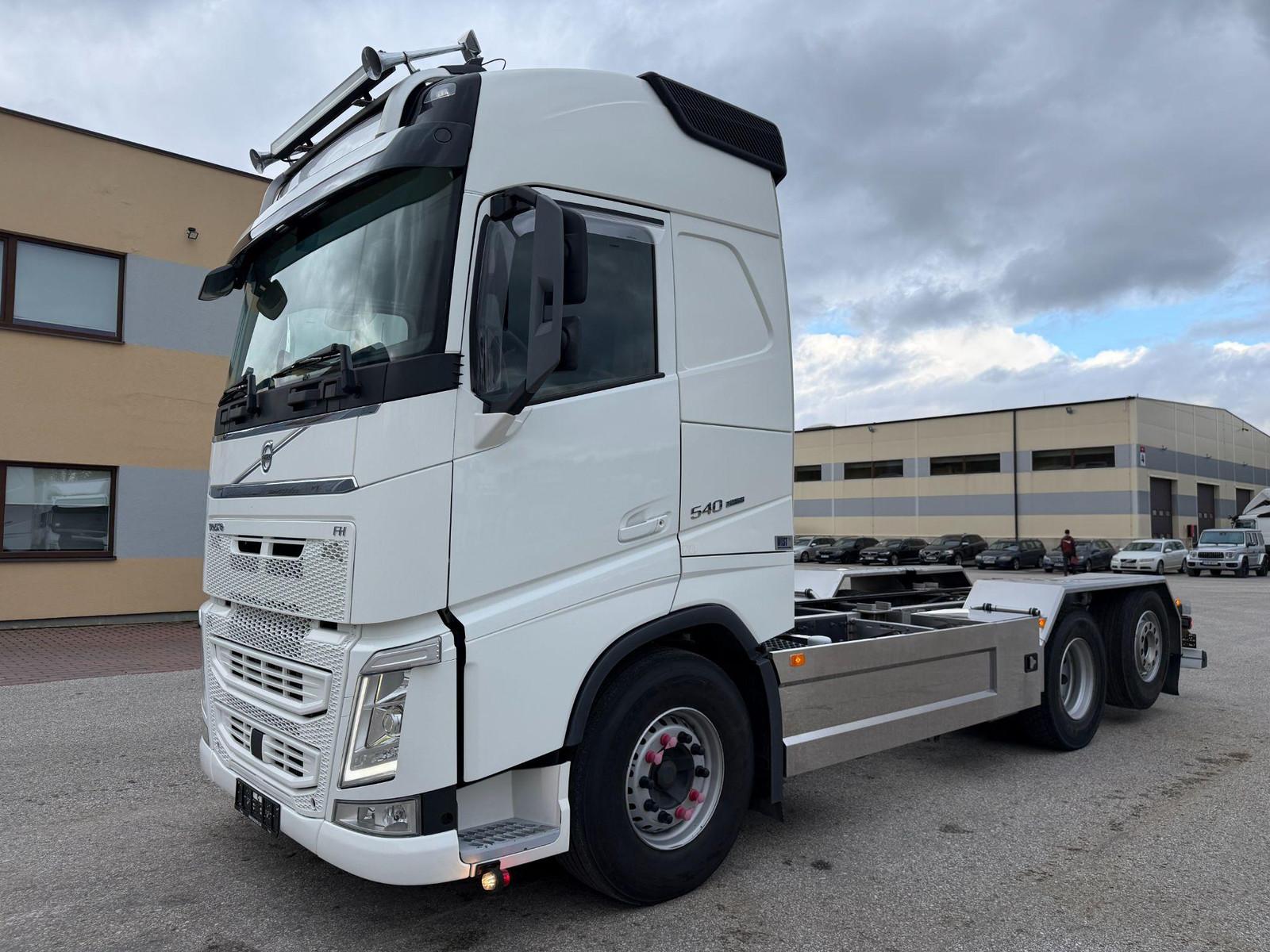 Volvo FH540 6X2*4 EURO6 + RETARDER + PTO + 5950MM CHAS