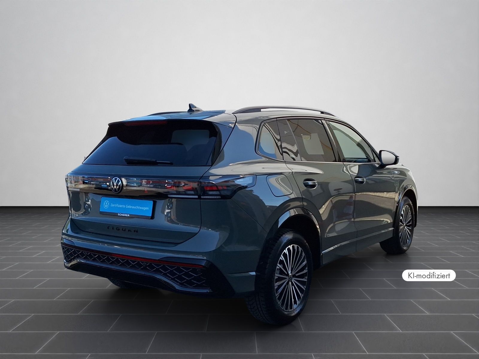 Volkswagen Tiguan R-LINE 1.5 TSI eHYBRID SOH100% DSG IQ.LIG foto 3