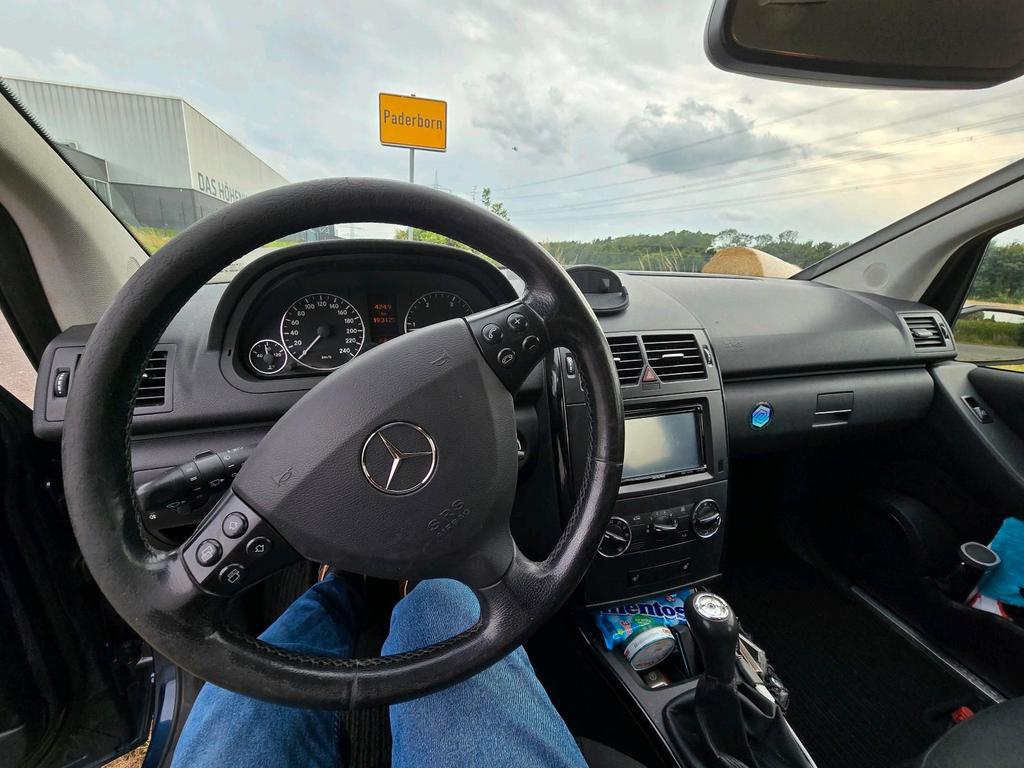 Mercedes-Benz A 180