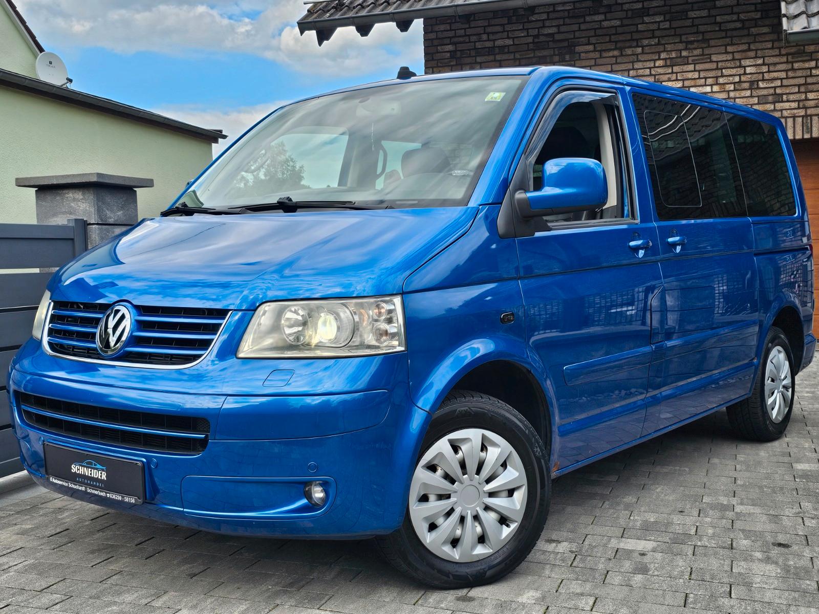 Volkswagen T5 Transporter Bus Multivan Highline 4Motion