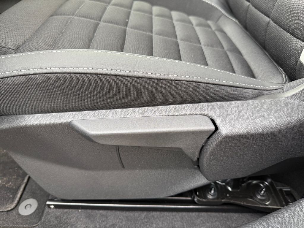 Fahrzeugabbildung Citroën C3 Aircross Turbo 100 PLUS - Winter Paket