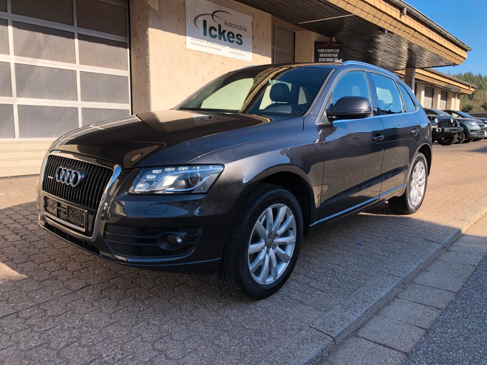 Audi Q5 3.0 TDI 176 kWquattro/Leder/Navi/Panorama/AHK