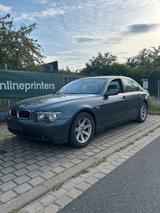 BMW 735i V8 Benzin + LPG - BMW 735 aus 2001: 735i