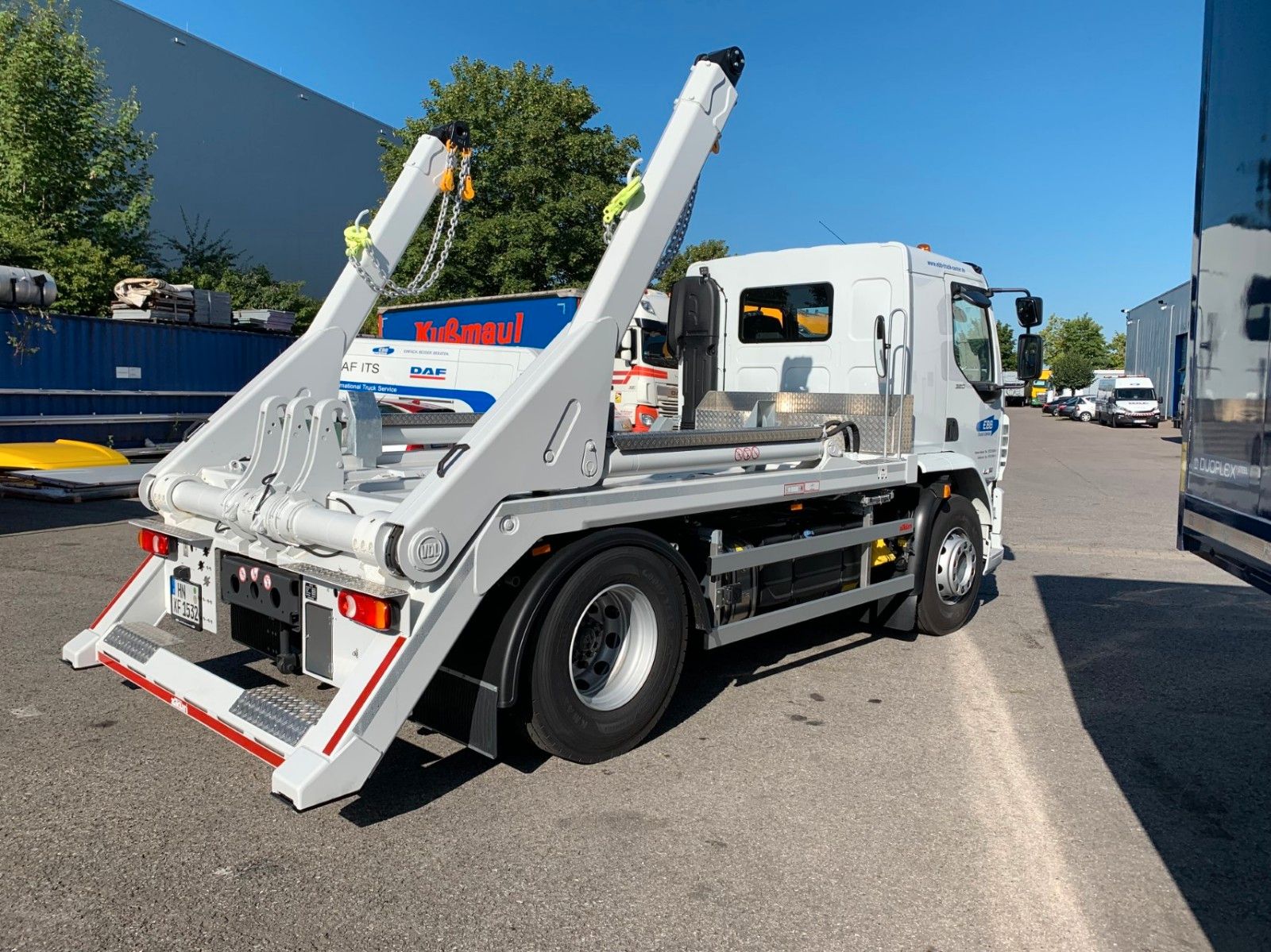 Fahrzeugabbildung DAF LF 310 18t VDL Absetzkipper