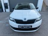 Skoda Rapid Spaceback 1.2 TSI Style Plus"Panoramadach" - Skoda Rapid: Limousine