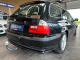 BMW 320i touring TÜV*Standh*Sport*Xenon*Navi*Leder* - BMW 320 aus 2005: Kombi