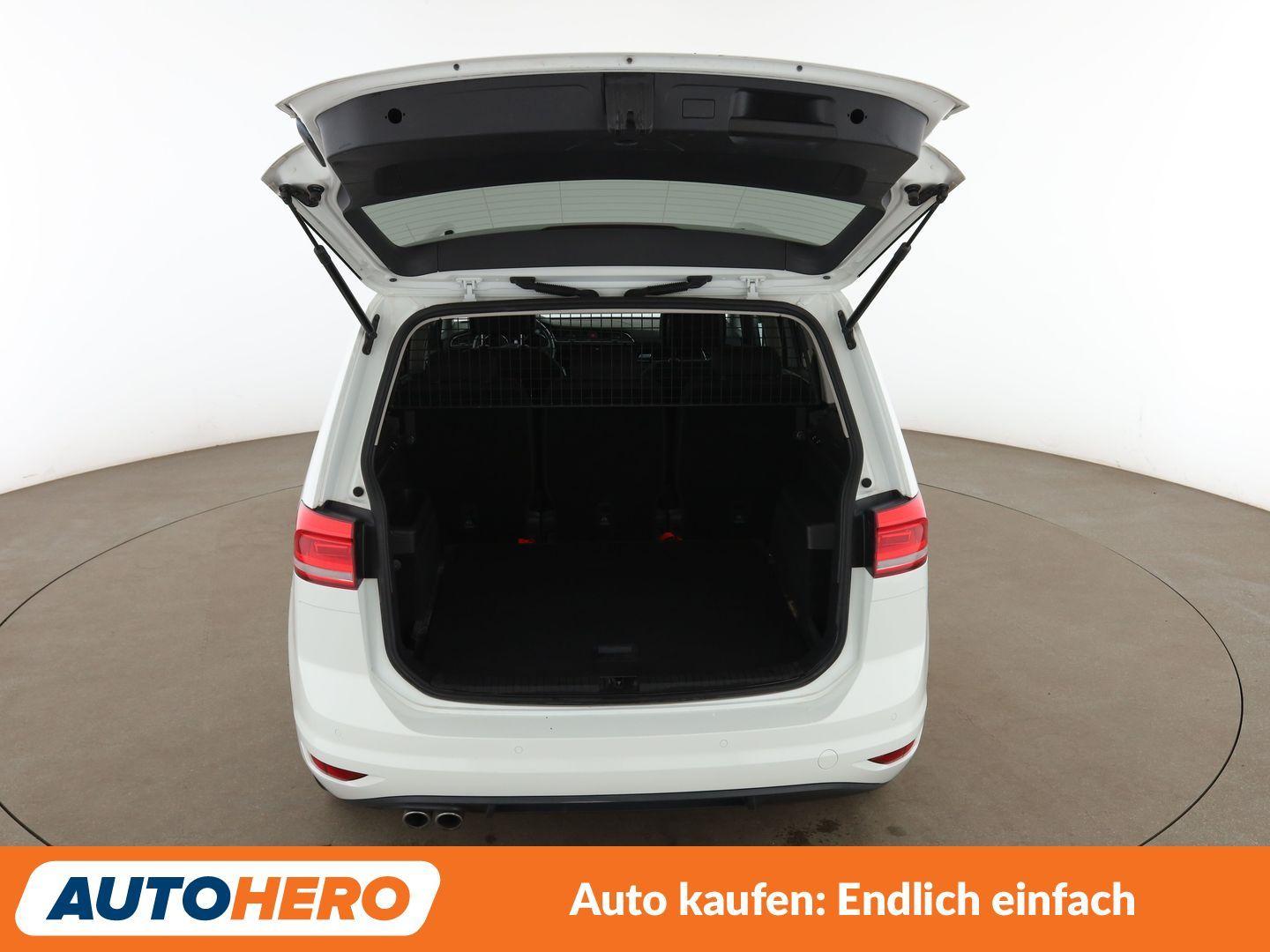 Volkswagen Touran 2.0 TDI Highline BlueMotion Aut.*ACC*PDC