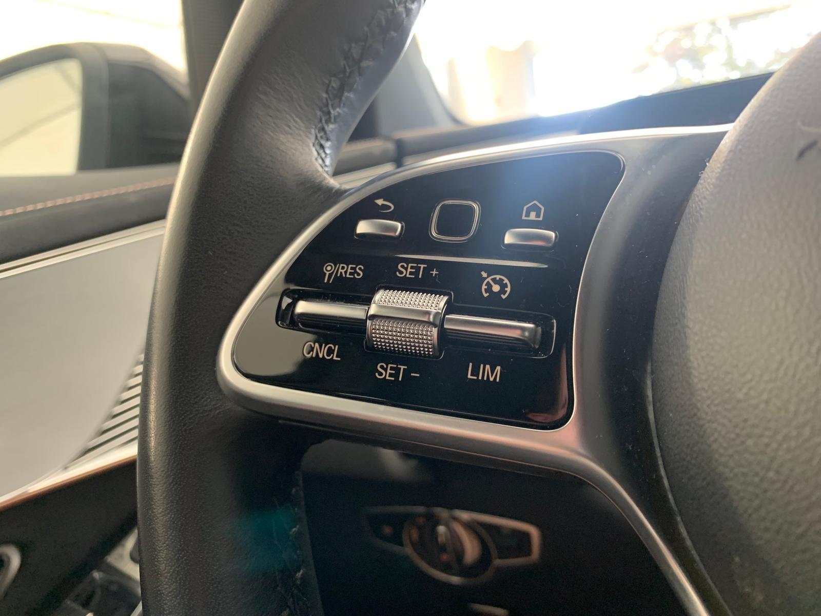 Mercedes-Benz EQC 400 4M Electric Art Int.|Multibeam|el. Sitze