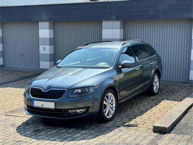 Skoda Octavia JOY 1.4 TSI 2. Hand - Top Zu...