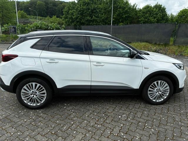 Opel Grandland X 2.0 D[6d-TMP] AT Business Innovation