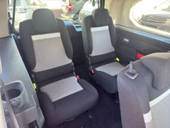 Fahrzeugabbildung Citroën Berlingo 1.5 Max XL HDI 130 EAT8 NAVI Kamera
