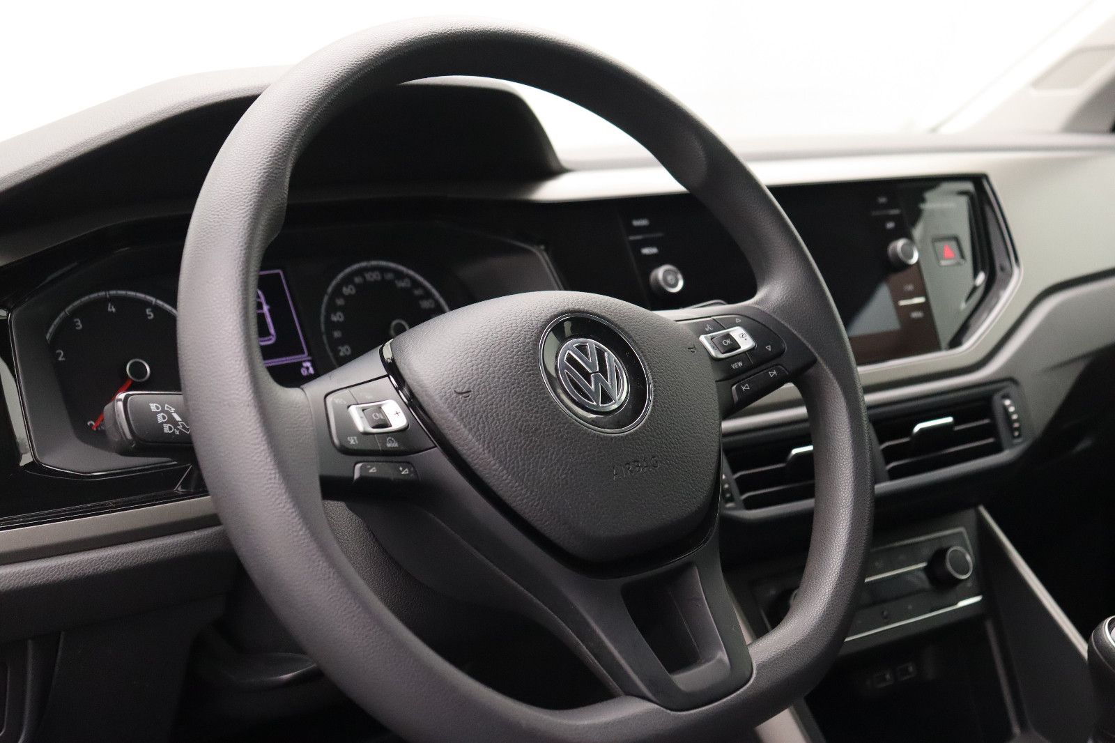 Fahrzeugabbildung Volkswagen Polo VI 1.0 Comfortline