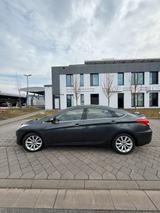 Hyundai i40 - Hyundai i40: Limousine