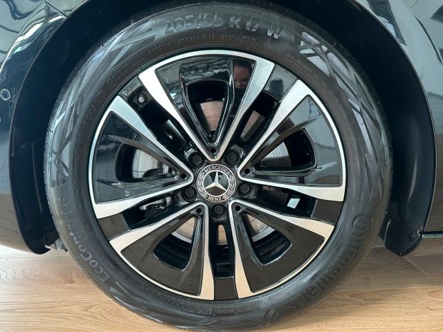 Mercedes-Benz A 200 d PROGRESSIVE TOTWINKEL WINTER KAMERAKlima foto 4