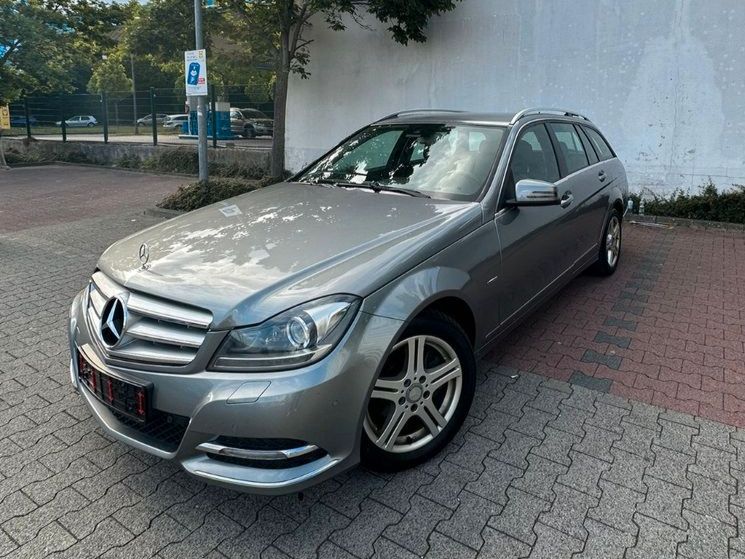 Mercedes C 220 - 1