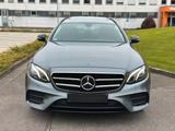 Mercedes-Benz E 200 T-Modell AMG*LED*Ambiente*Sport-Sitze* - Mercedes-Benz E 200 in Wiesbaden