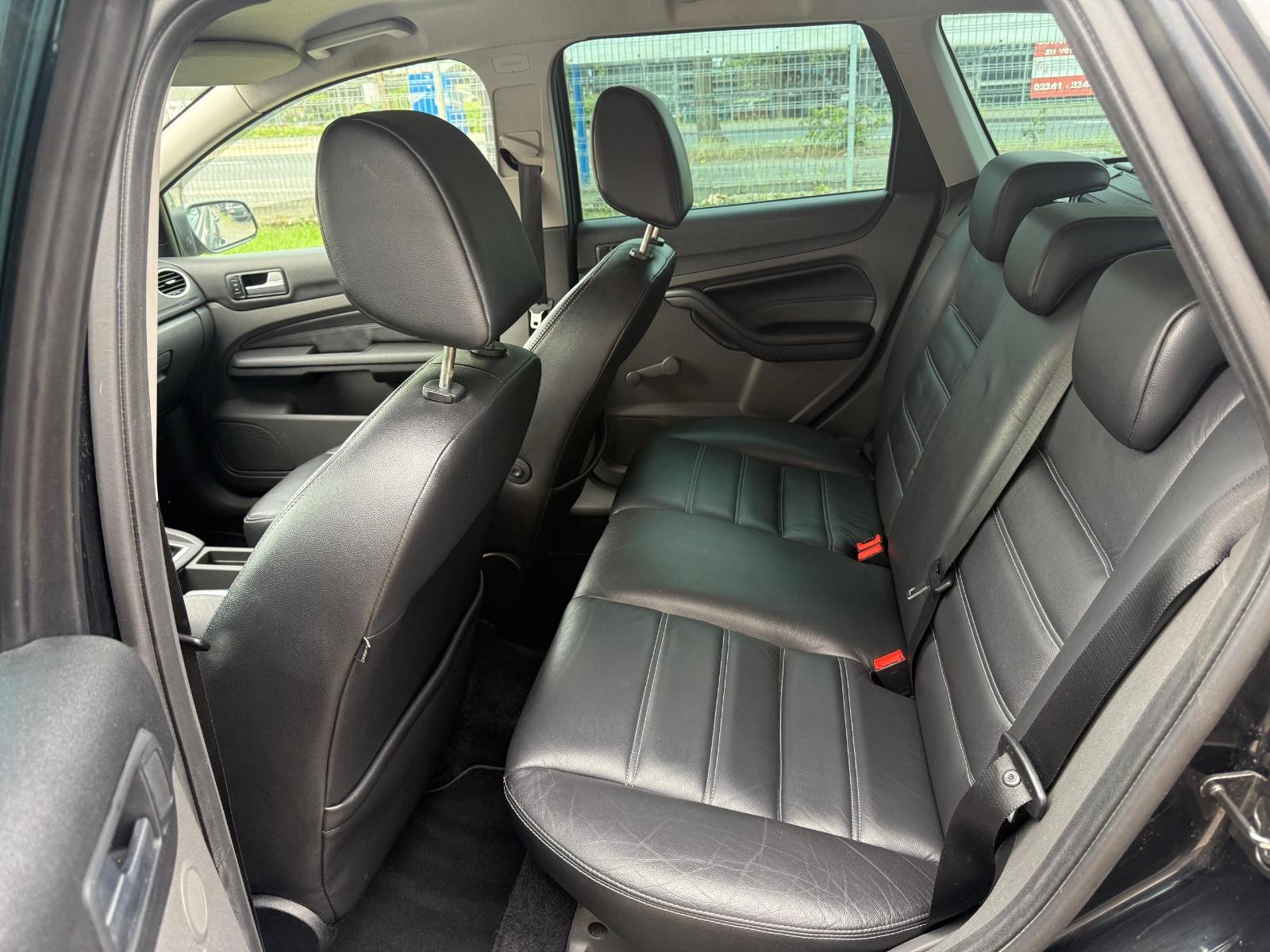 Ford Focus 2007 — photo 13