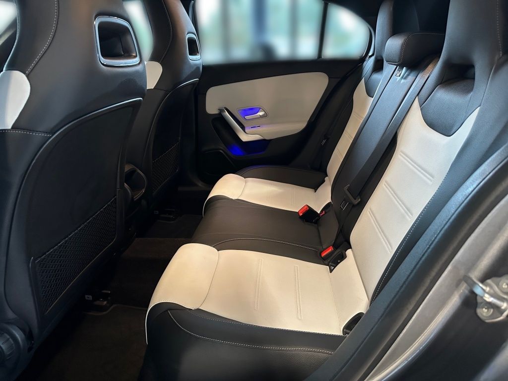 Fahrzeugabbildung Mercedes-Benz A 180 AMG Night ACC Multibeam SHZ Ambie. Sport