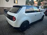 Honda e ADVANCE PAKET|PANORAMA|KAMERA|NAVI|360° - Honda e: Limousine