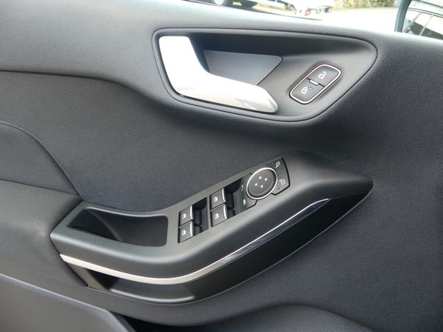 Fahrzeugabbildung Ford Fiesta Titanium X*LED*B&O*Adaptiv Temp*