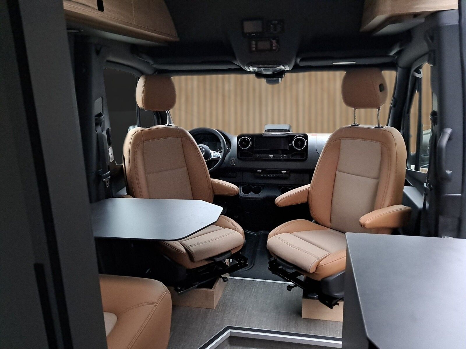 Fahrzeugabbildung Pössl Roadstar X Mercedes 190 PS Autark Paket, AHK