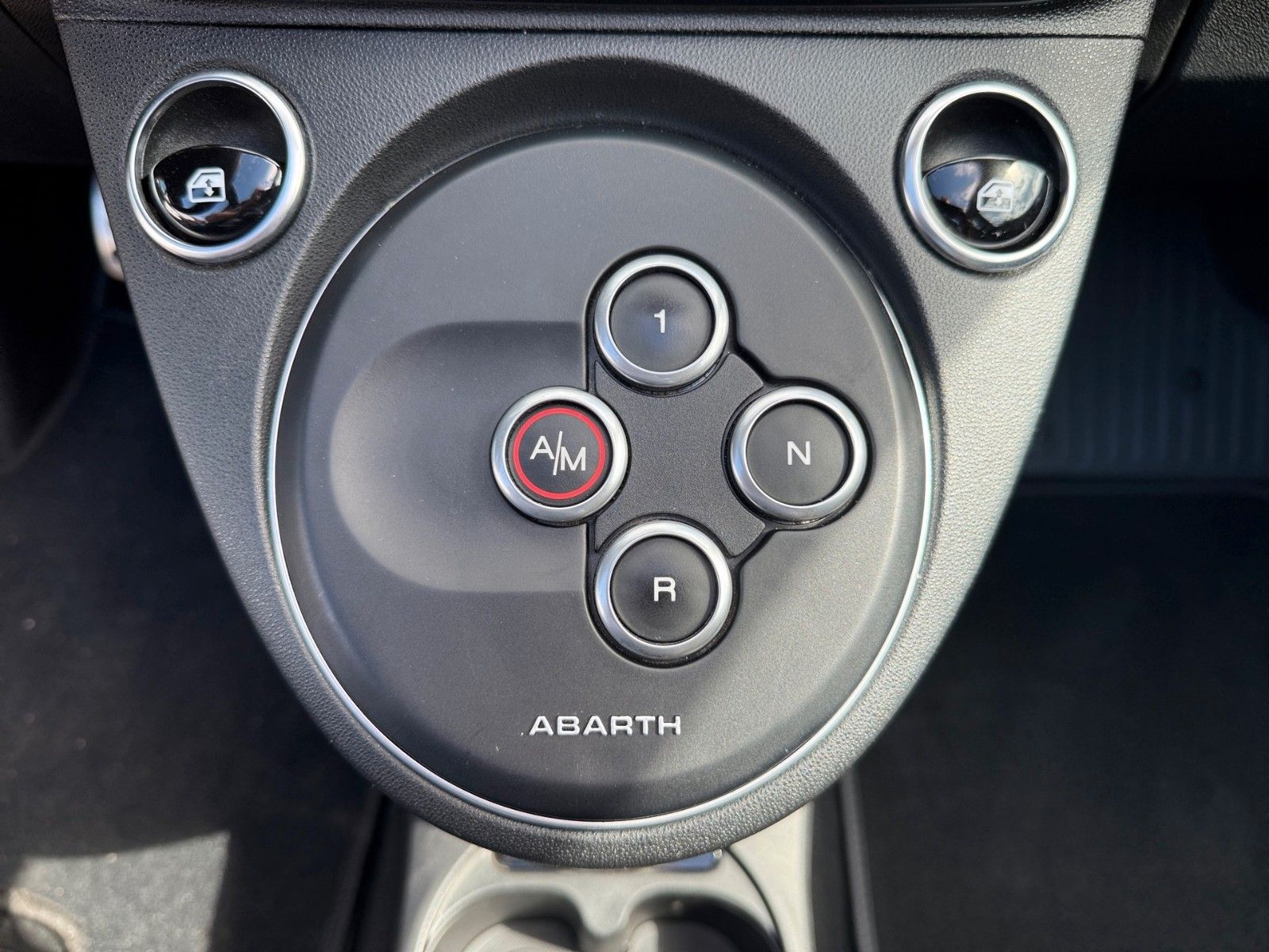 Fahrzeugabbildung Abarth 595C Competizione Automatic