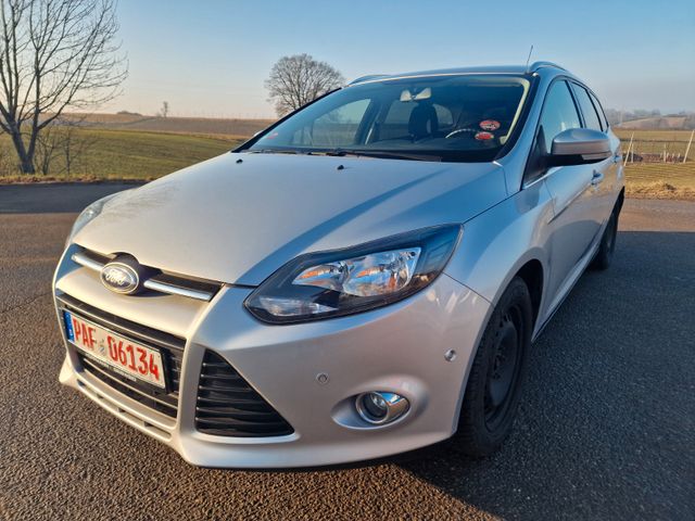 Ford Focus Turnier Champions Edition