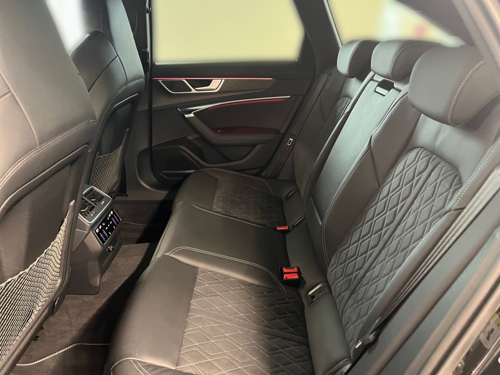 Audi S6 - Bild 10