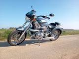 BMW R850c  - BMW CHOPPER R 850