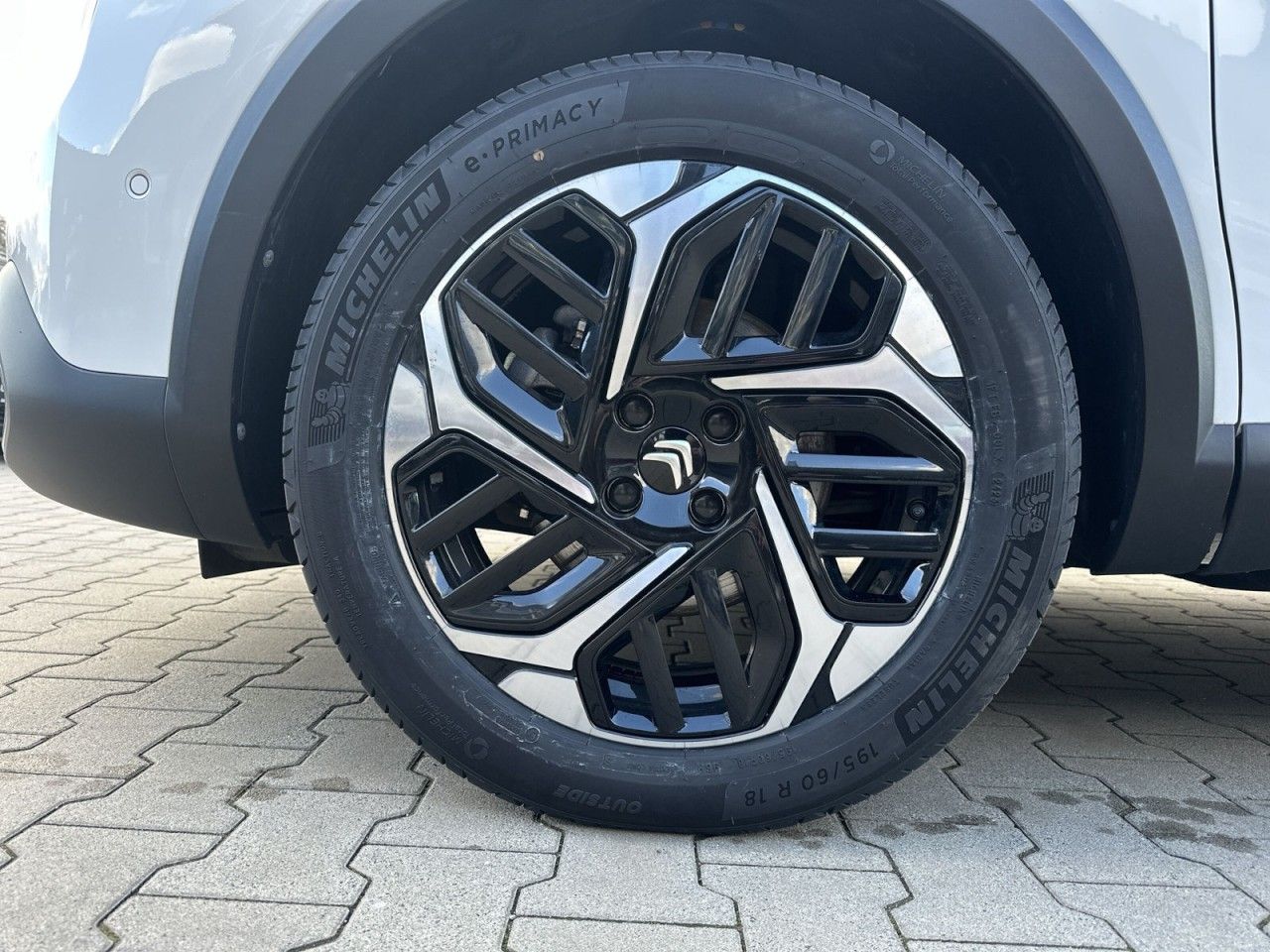 Fahrzeugabbildung Citroën C4 PureTech 130 S&S EAT8 Max