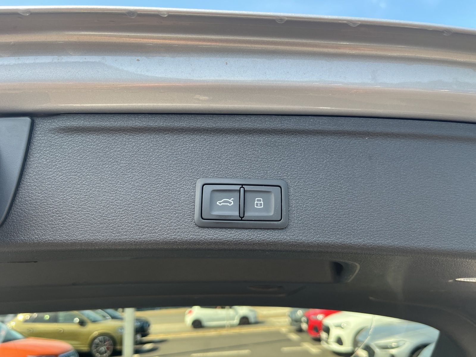 Audi A4 - Bild 17