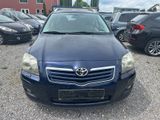 Toyota Avensis Combi 1,8-l-VVT-i Team - Toyota Avensis: Team