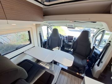 Westfalia Columbus 600 E 140 PS ACC LED Navi 10 Zoll