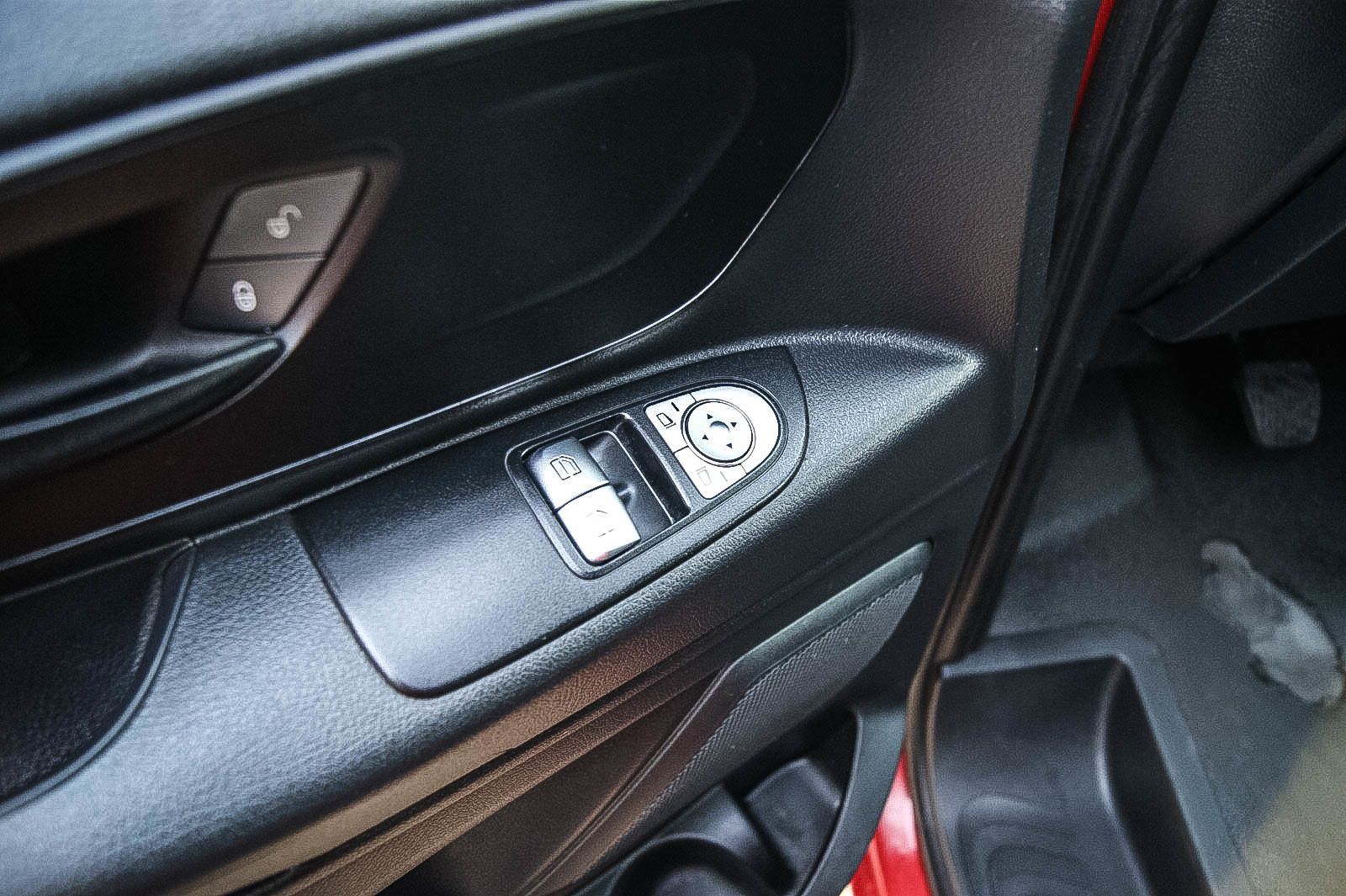 Fahrzeugabbildung Mercedes-Benz Vito 111 Bluetec CDI Kasten lang PARKLENKASSYST